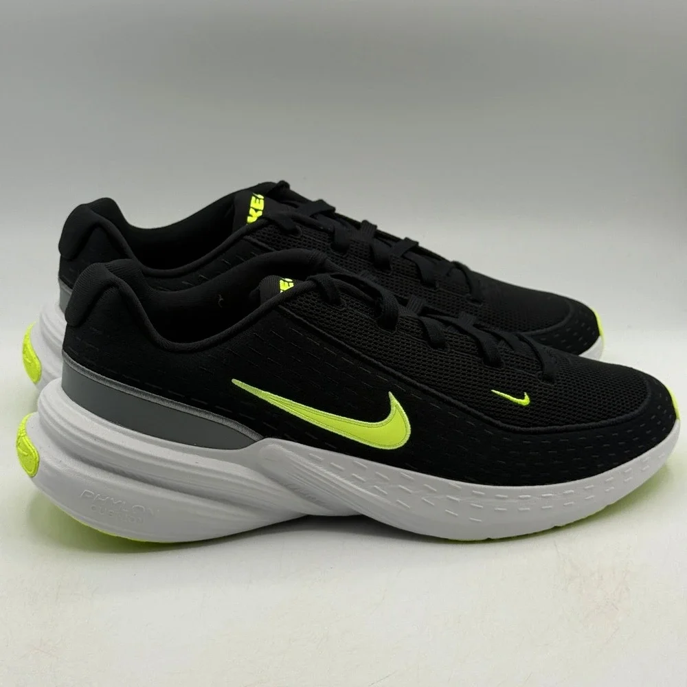 Nike Uplift SC Shoes Mens Size 11.5 Black Volt Glow Athletic IB2765-009